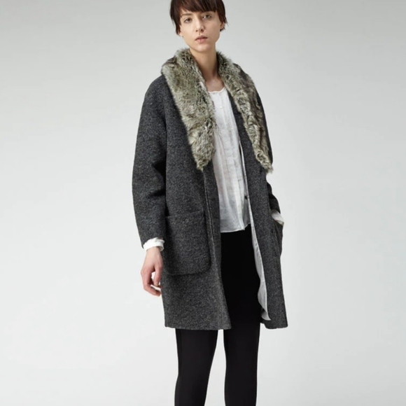 Band Of Outsiders Jackets & Blazers - NWT Girl. by Band Of Outsiders Navy Grey Faux Fur Collar Wool Cocoon Coat Small